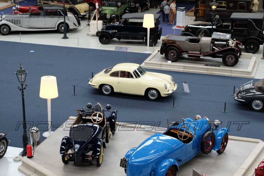 Mostra_Porsche_356_Autoworld 